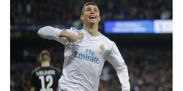 Un partido entre Kylian Mbappé y CRISTIANO RONALDO